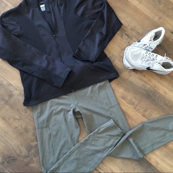 Meet your Posher, Kail - Picture 1 of 1